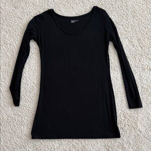 GAP Black Long Sleeve Scoop Neck Top